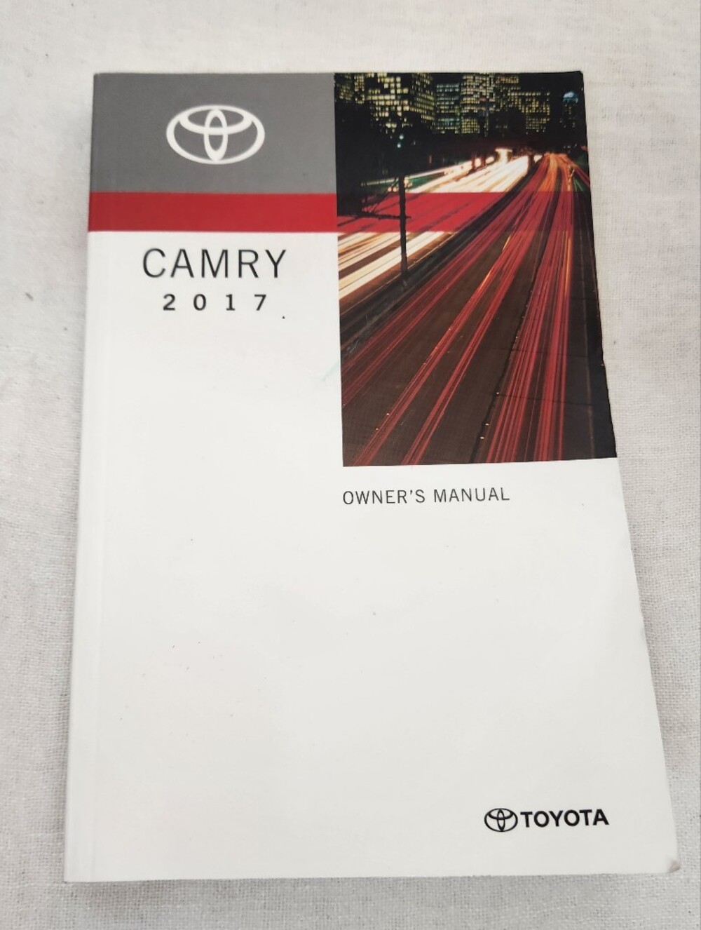 2017 Toyota Camry Owners Manual Book